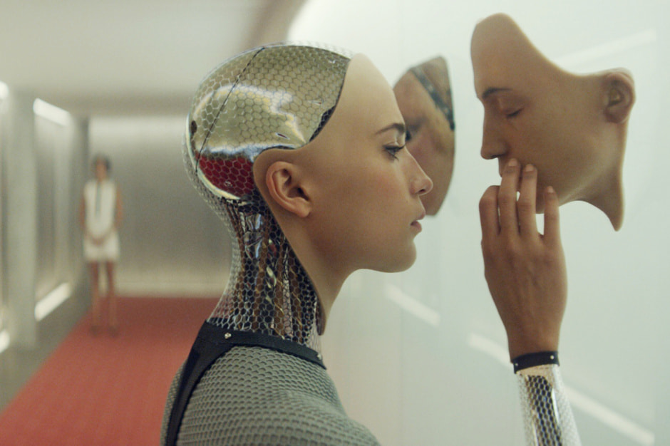 Кадр из фильма Из машины.jpg