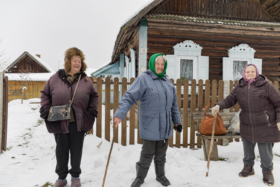 Автолавка в Глусском районе 17.jpg Автолавка в Глусском районе 17.jpg