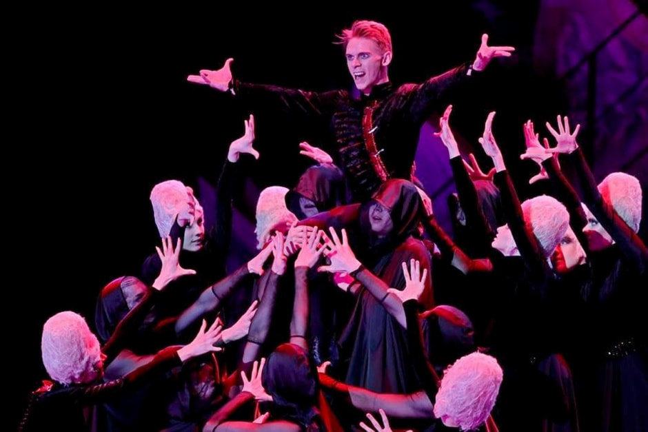 3-Спектакль Пляски.jpg