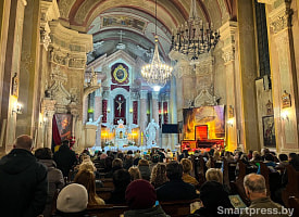 Белорусские Католики празднуют Пасху