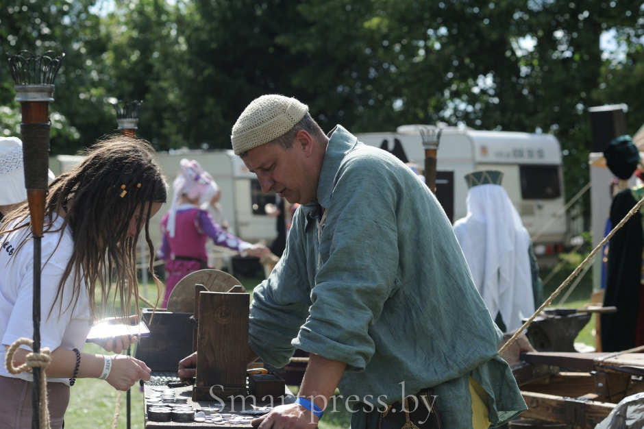 изготовление монет