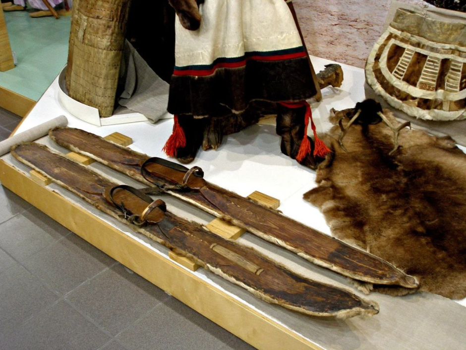 История лыж 3.png