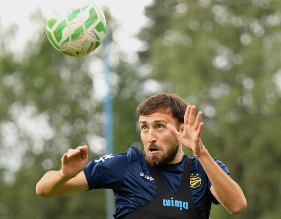 БАТЭ уже девять матчей без побед.jpg