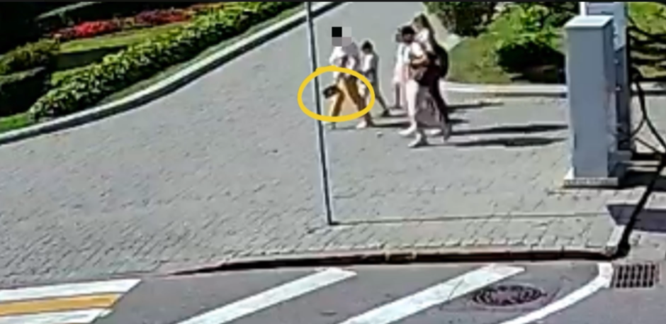 На пожилую минчанку завели уголовное дело из-за косметички.png