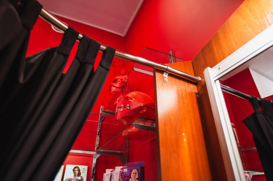 Что покупают белорусы в секс-шопах 16.jpg