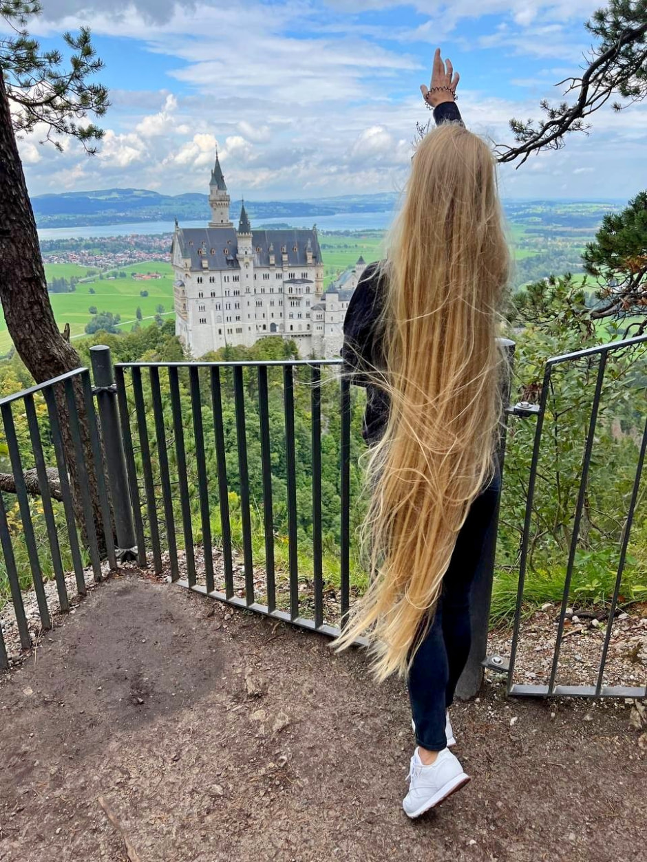 7-Ирина Метлицкая и ее длинные волосы.jpg