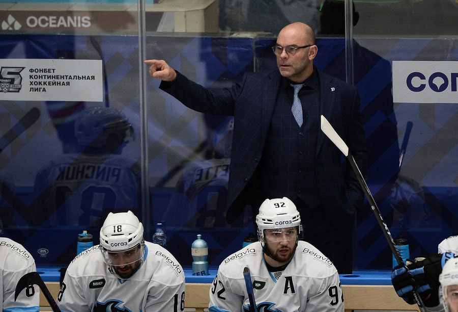 hockey-dinamo.jpg hockey-dinamo.jpg