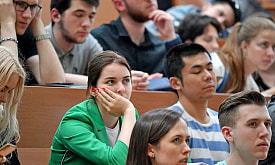 Должен ли вуз вернуть предоплату, если студент передумал учиться? Адвокат объяснил, на чьей стороне правда