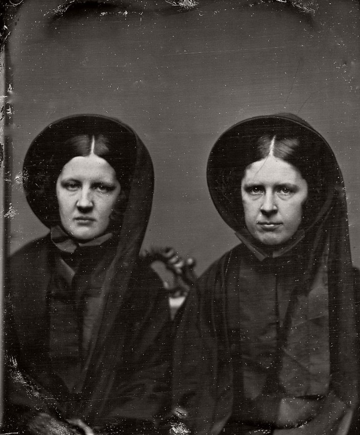 Без улыбок Без улыбок