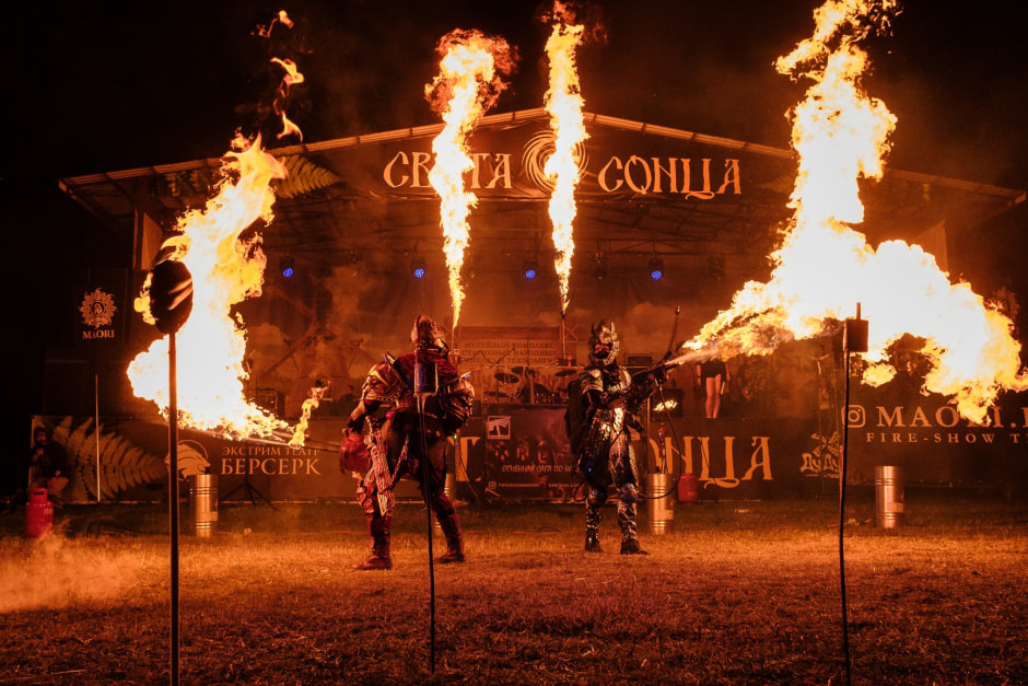 Шоу огня и пиротехники