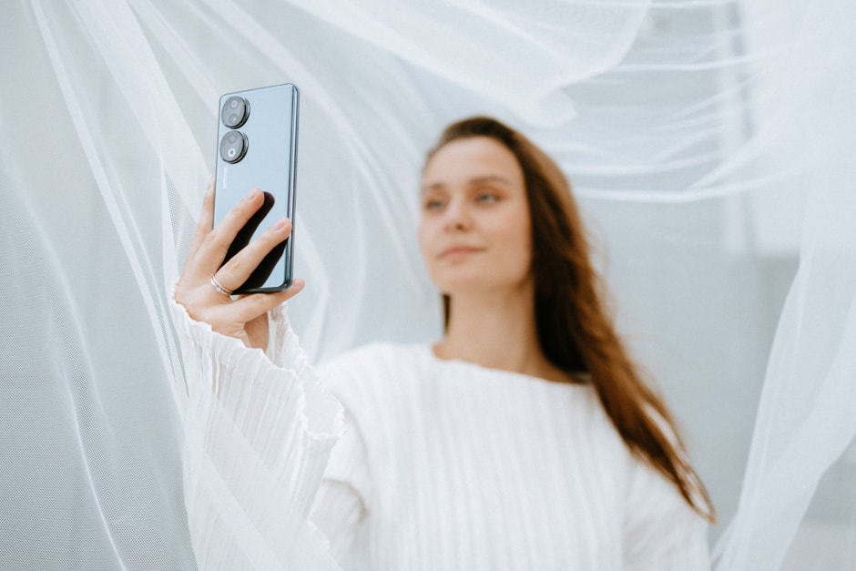 HONOR предложил подарки и весенние скидки 1.JPG