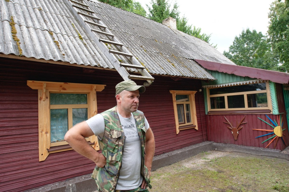 Музей Николая Тарасюка и его деревянный народ 3.jpg