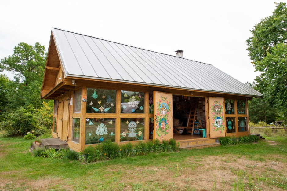 Агроусадьба Стулы и батлейка 3.jpg