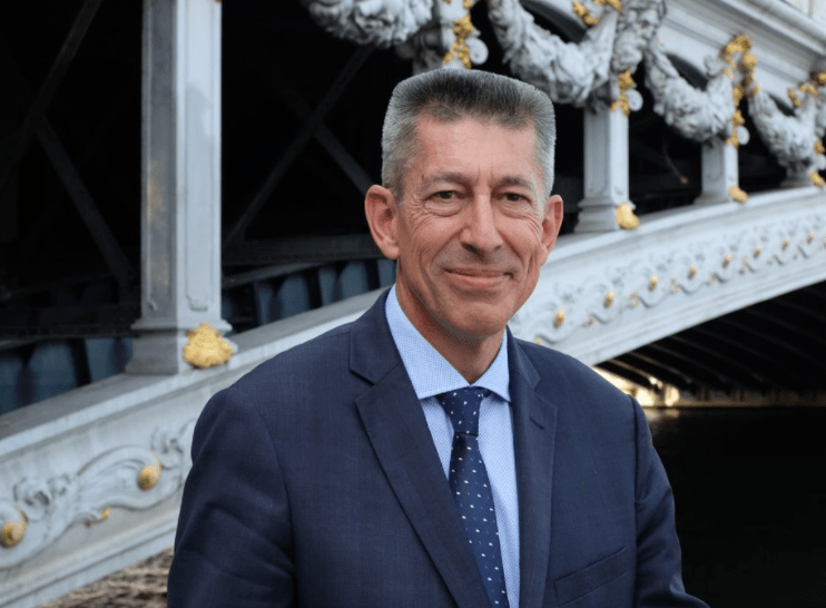 де лакост.png