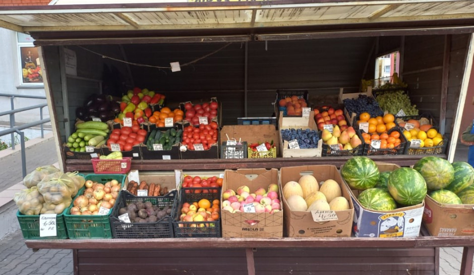 Овощи в ларьках 