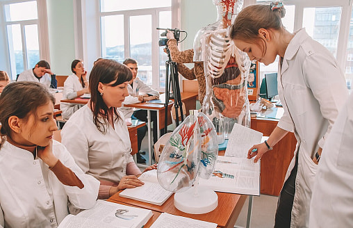 В медуниверситетах Беларуси исчезнут платные места? Узнали, что известно