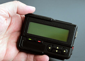 Москвичи скупают рации и бумажные карты на фоне перебоев мобильного интернета