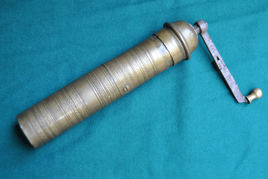 кофемолка турецкая.png