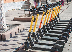 Пока вставать на колеса! ГАИ напомнила обновленные правила для велосипедов и самокатов