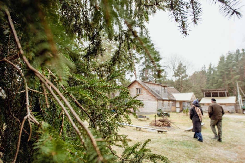 Алесь Лось и народные инструменты 2.jpg