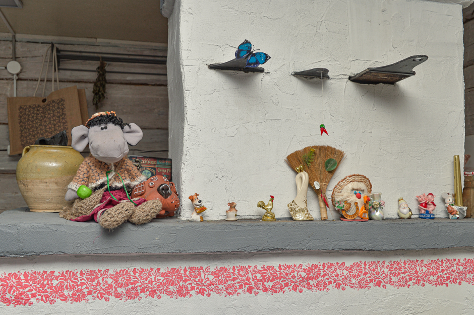 Антон Гнетько и хутор 12.png