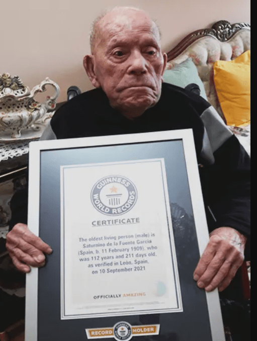 старейший человек.png