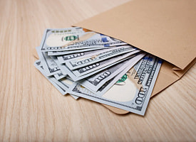 Доллар в Беларуси снова пошёл вверх. Итоги торгов 19 января