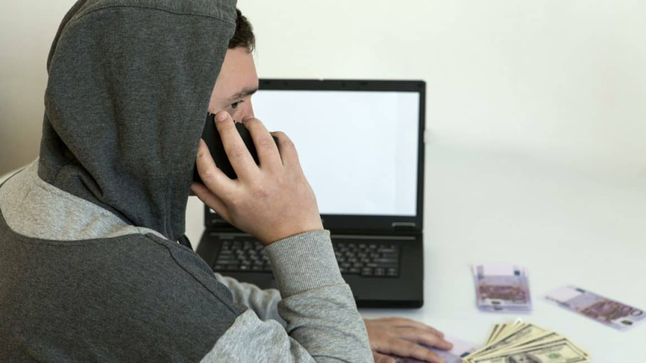 мошенники-телефон