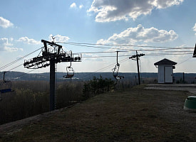 "Белорусская Швейцария” может найти нового владельца. Горнолыжный комплекс “Логойск” выставили на продажу