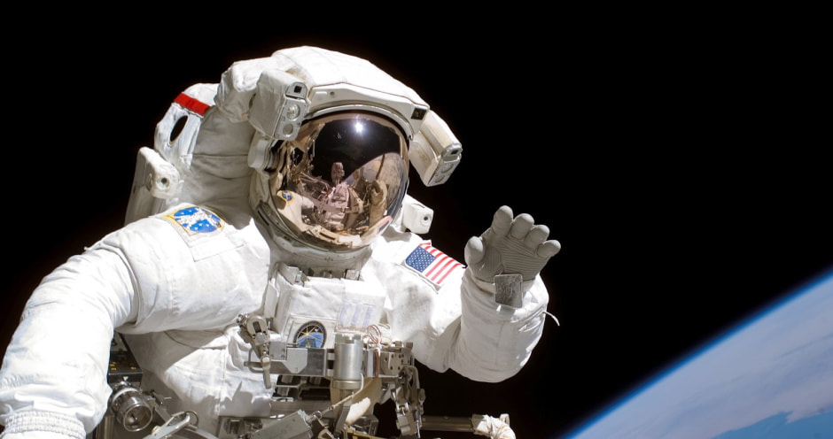 Космос пахнет.jpg Космос пахнет.jpg