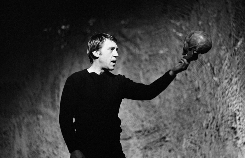 Высоцкий Гамлет.jpg