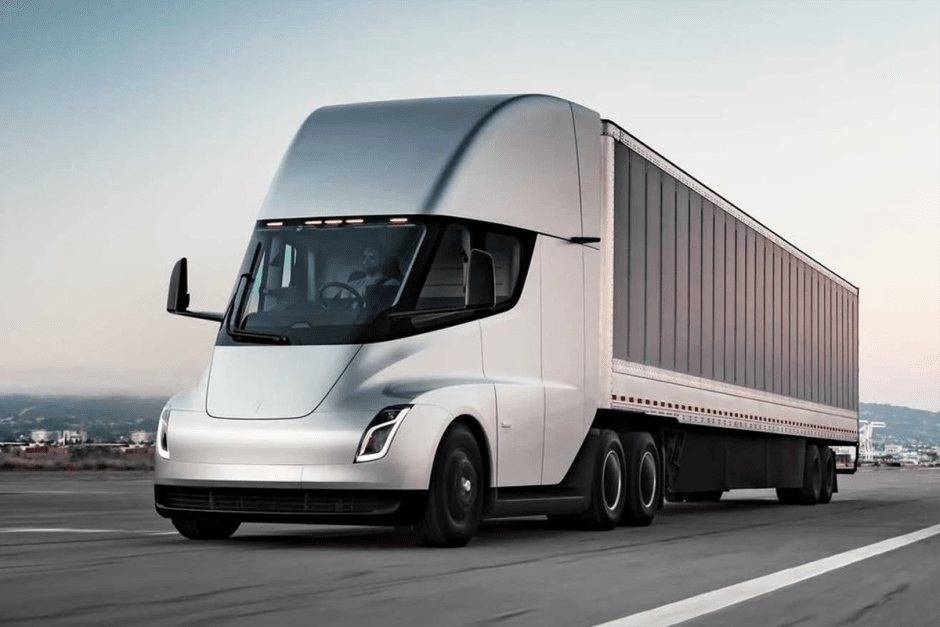 Автопоезд Tesla Semi