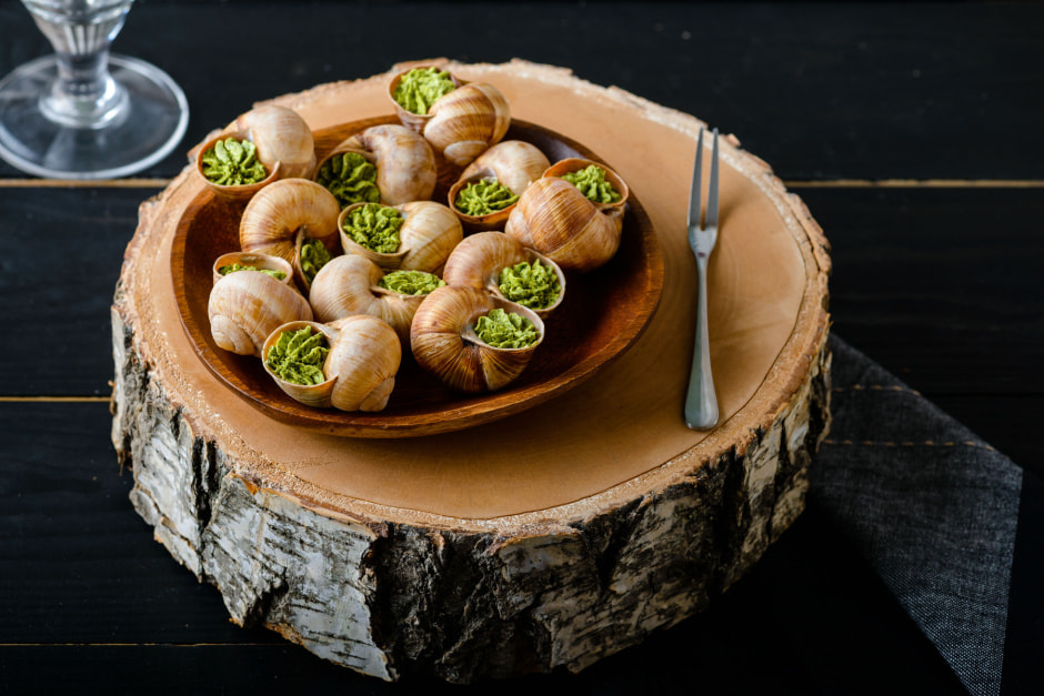 RATOV2-Запеченные улитки в раковинах под сливочным соусом.jpg