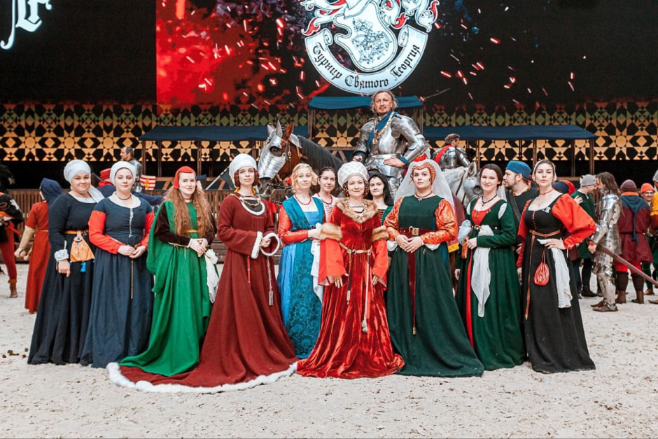 Конный рыцарь и средневековая реконструкция 4.jpg