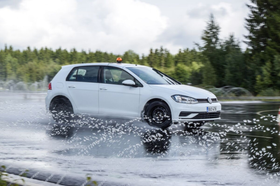 Как проходят испытания шин 4.jpg Как проходят испытания шин 4.jpg