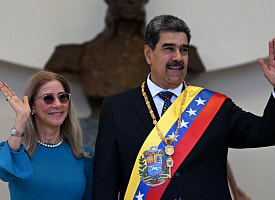 Президент Венесуэлы Мадуро и его жена предстанут перед федеральным судом в Нью-Йорке в понедельник