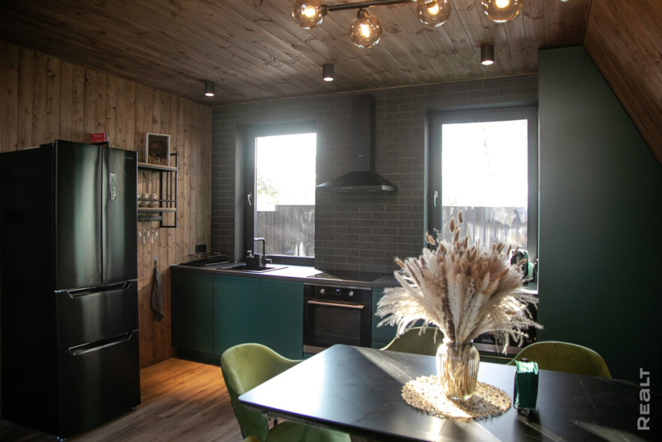 Дом с выезжающей кроватью3.jpg