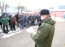 Минобороны собрало военнообязанных во всех районах Беларуси – зачем?