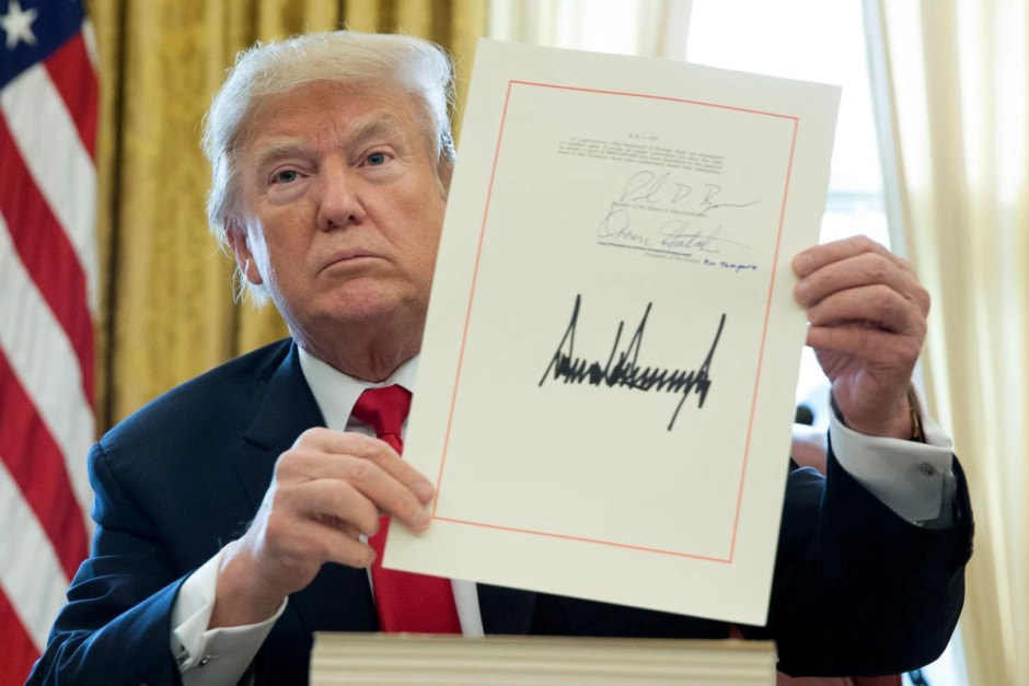 подпись Трампа подпись Трампа