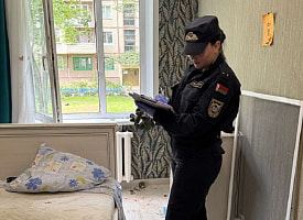 «Буду вас двоих убивать». В Витебске парень с ножом напал на знакомую девушку и ее мать