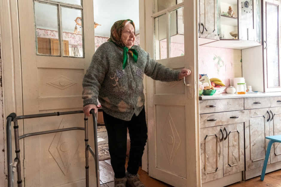 В 93 года освоила смартфон и смотрит сериалы 15.jpg