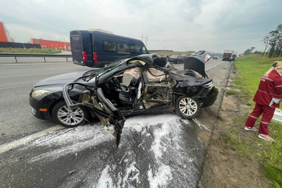 Под Минском легковушка врезалась в грузовик — погибла 19-летняя пассажирка (2).jpg