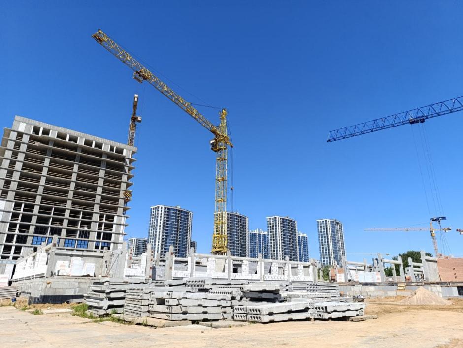 Школа в миснке 1.jpg