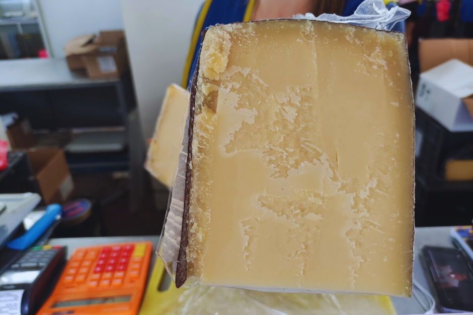 Продавцы на Комаровке 5.png