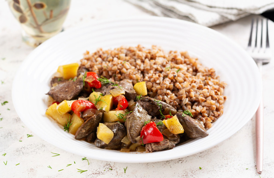 Печень с гречневой кашей.jpg