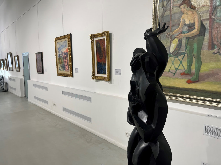 Выставка Парижская школа 1.jpg