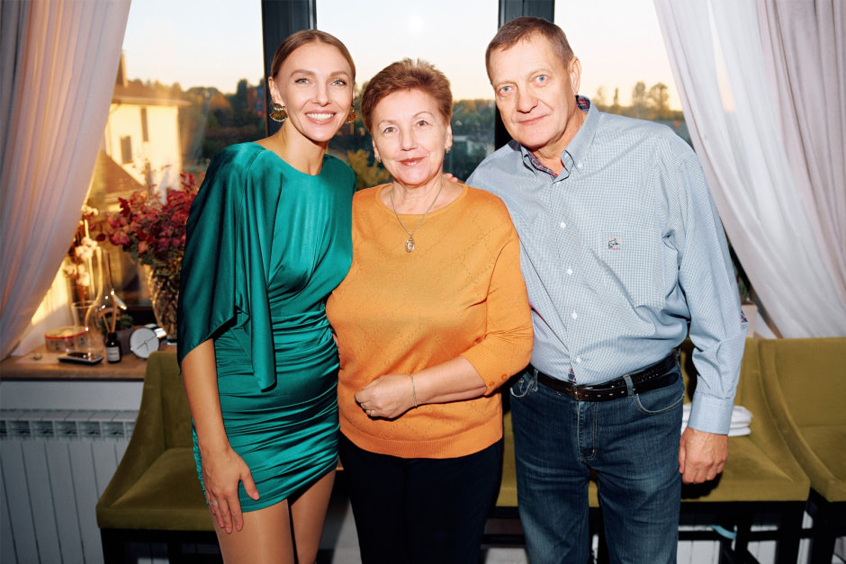 Известные белорусы вспоминают трогательные истории из детства про своих мам 16.jpg