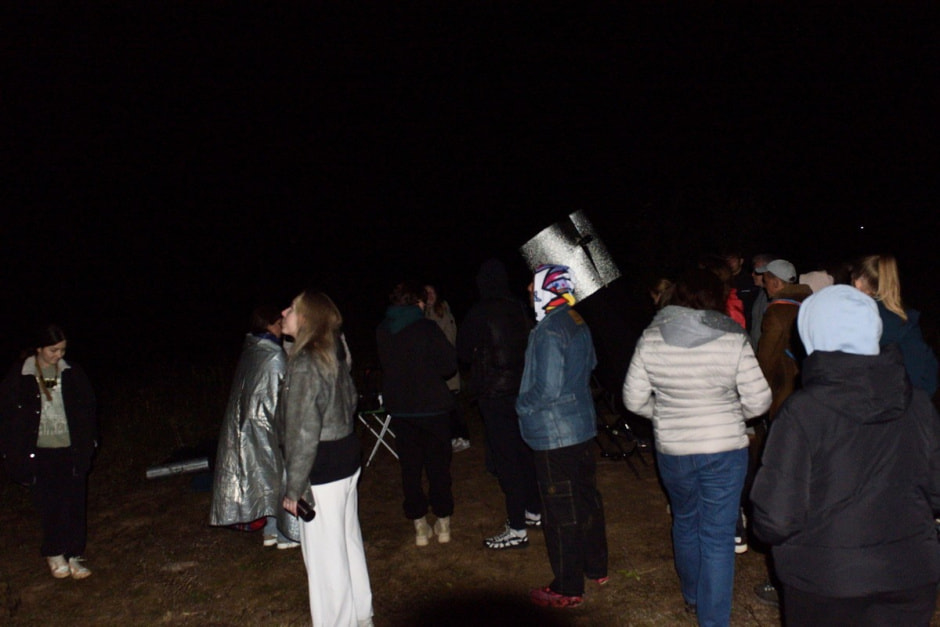 17-Любители космоса готовы слушать про звезды до двух ночи.jpg