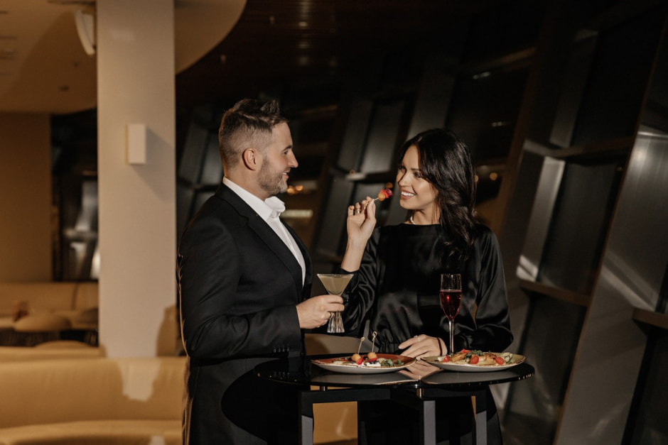 Подарки 23 февраля и 8 марта Falcon 9.jpg