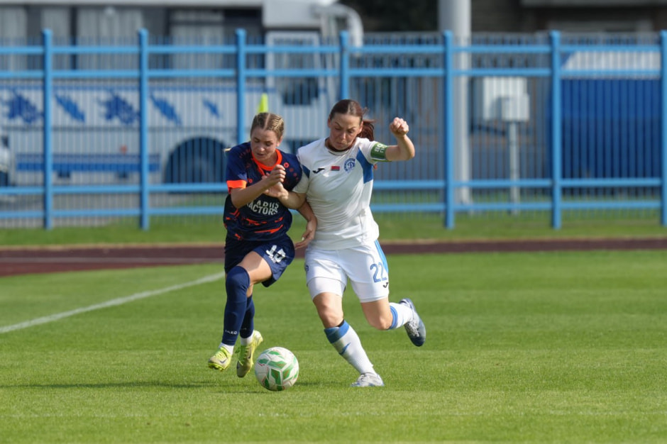 Футбол женский Футбол женский